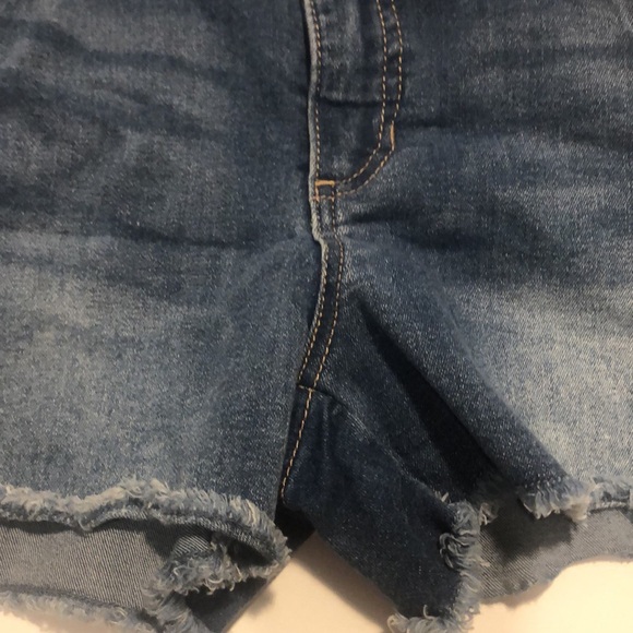 Girls super stretch cat & Jack elastic stretchy rainbow shorts - Picture 7 of 10